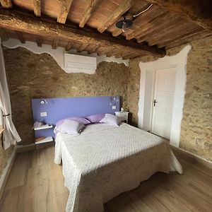 Private Bathroom Triple Room